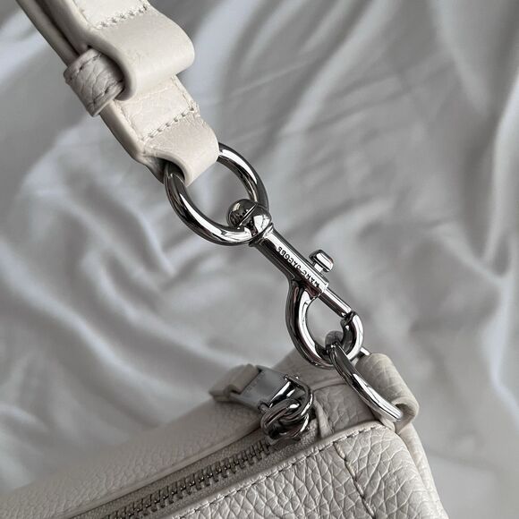 Marc Jacobs Women's The Duffle Bag White Leather Crossbody W/ Dust Bag - Picture 7 of 12